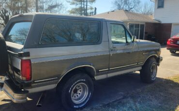 Ford-Bronco-1992-SUV-3