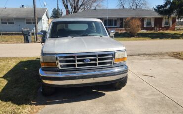 Ford-Bronco-1992-SUV-5