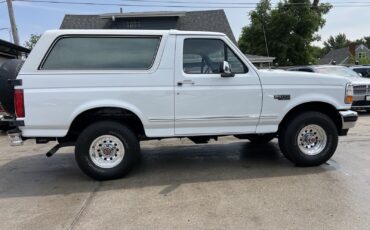 Ford-Bronco-1993-3