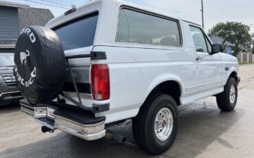 Ford-Bronco-1993-4