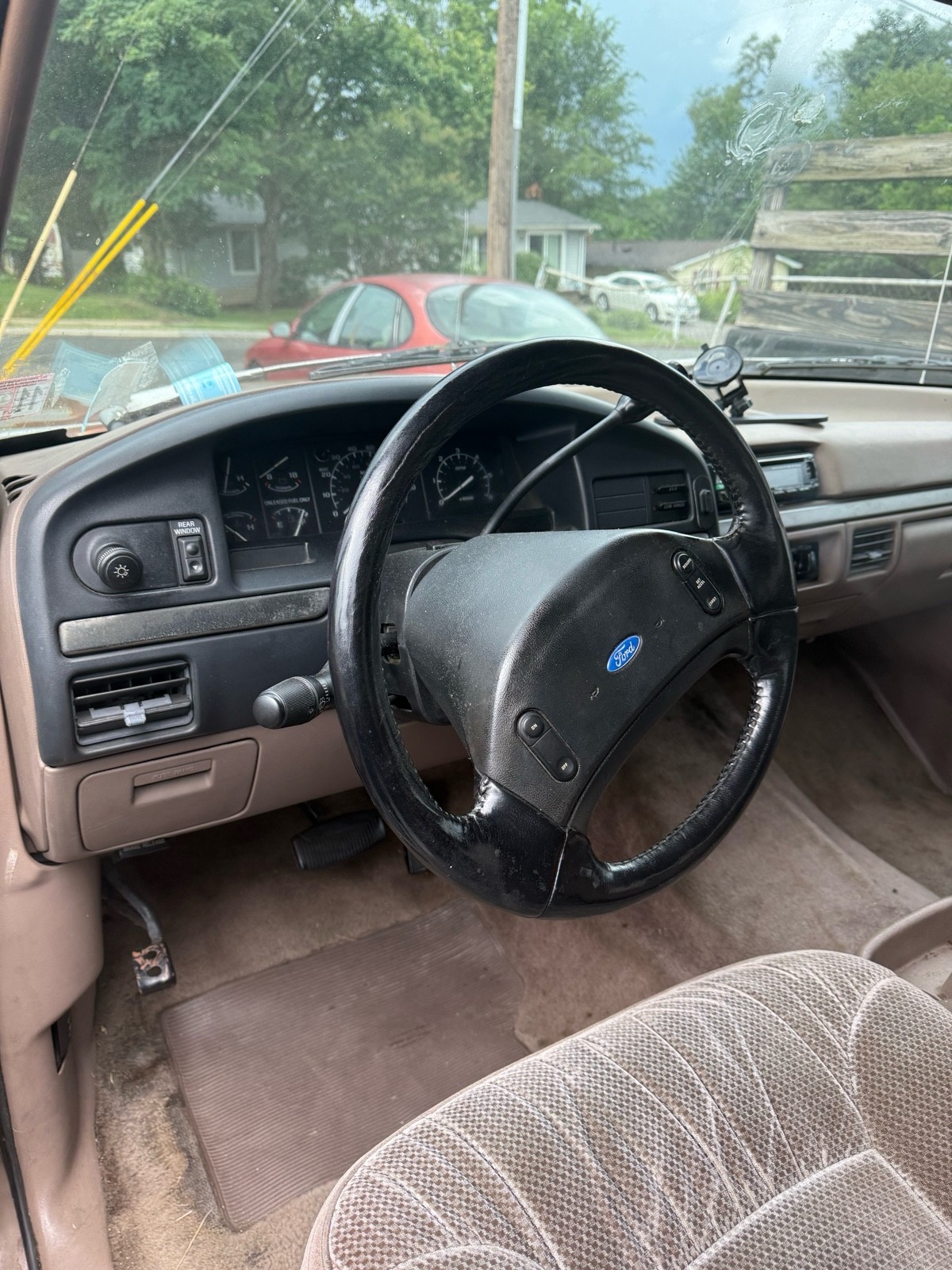 Ford-Bronco-1993-5
