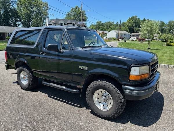 Ford-Bronco-1994