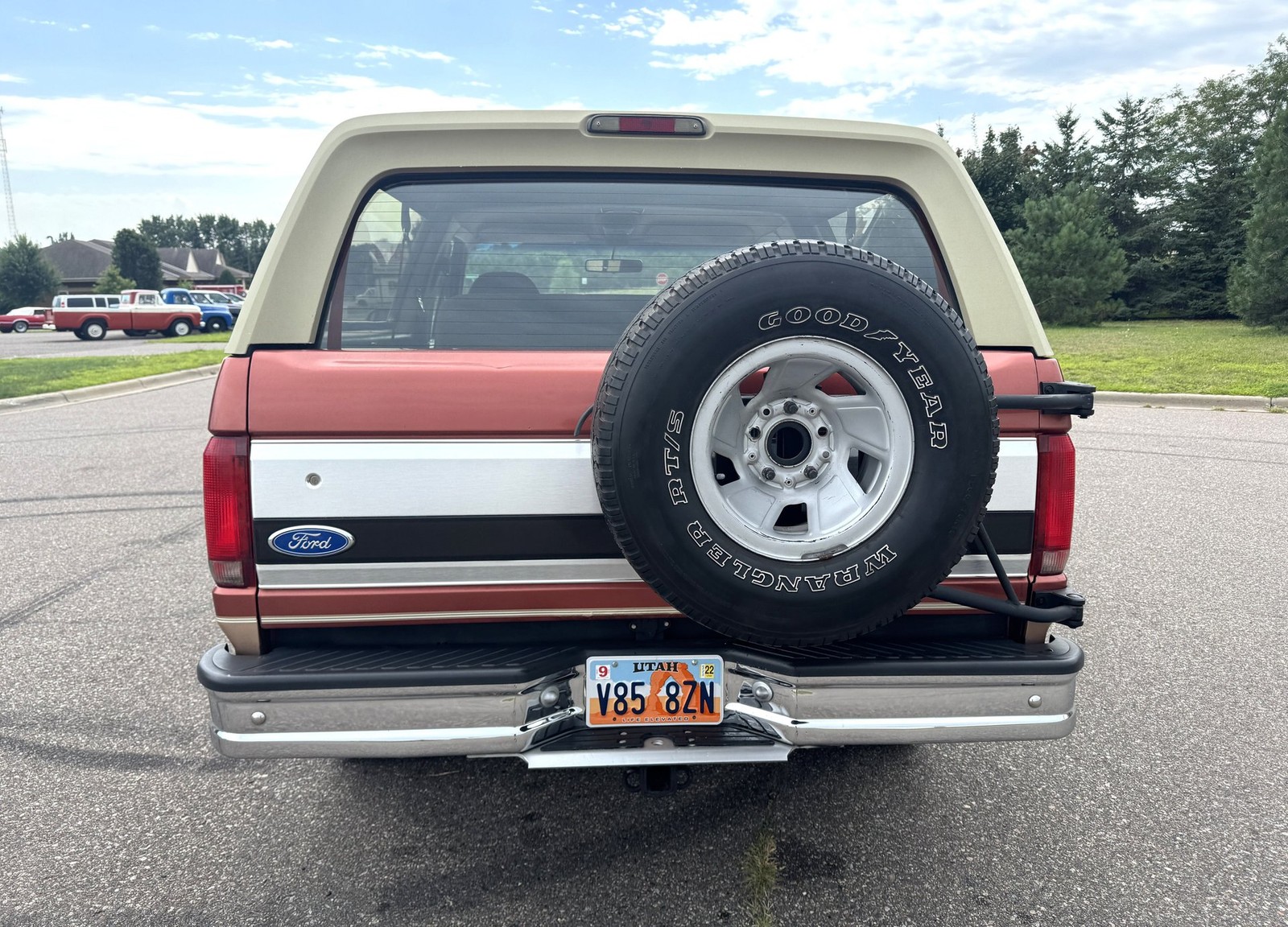 Ford-Bronco-1994-SUV-4
