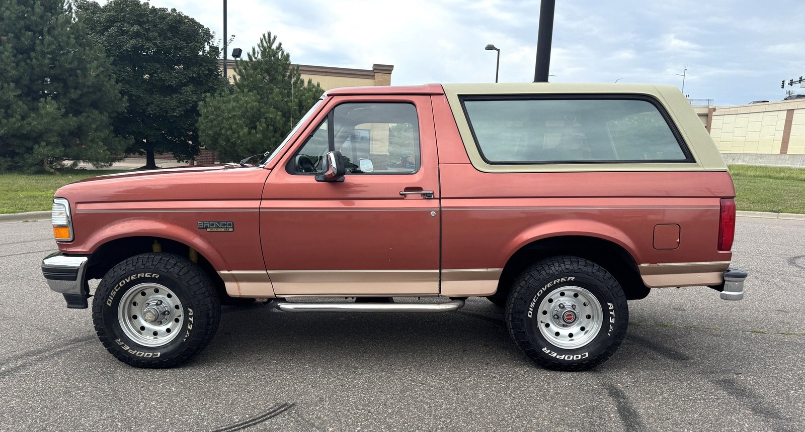 Ford-Bronco-1994-SUV-6