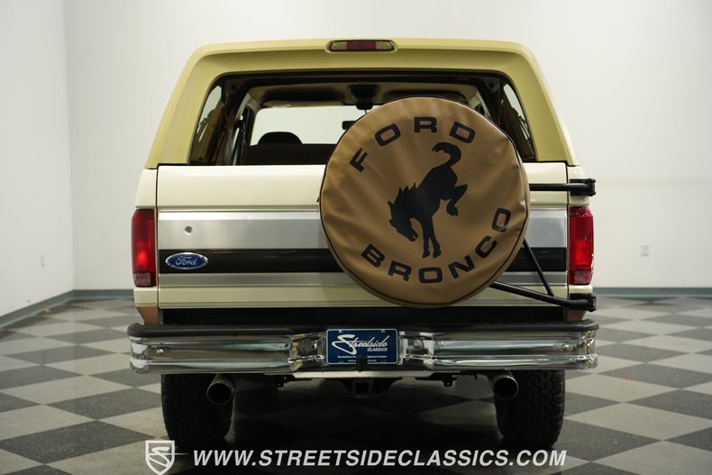 Ford-Bronco-1995-Colonial-White-Medium-Mocha-22