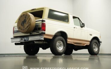 Ford-Bronco-1995-Colonial-White-Medium-Mocha-24