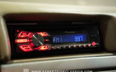 Ford-Bronco-1995-Colonial-White-Medium-Mocha-37