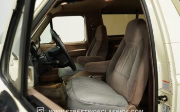 Ford-Bronco-1995-Colonial-White-Medium-Mocha-40