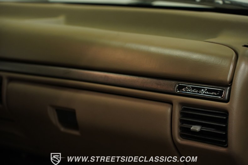 Ford-Bronco-1995-Colonial-White-Medium-Mocha-45