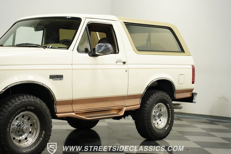 Ford-Bronco-1995-Colonial-White-Medium-Mocha-47