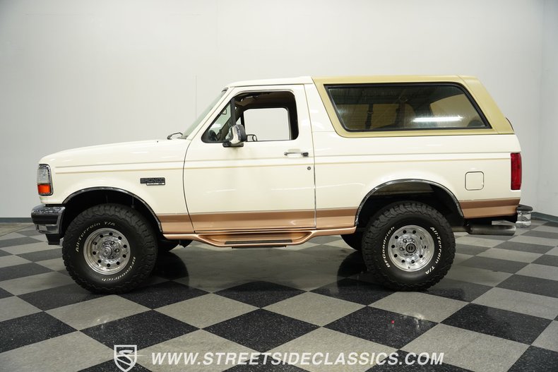 Ford-Bronco-1995-Colonial-White-Medium-Mocha-8