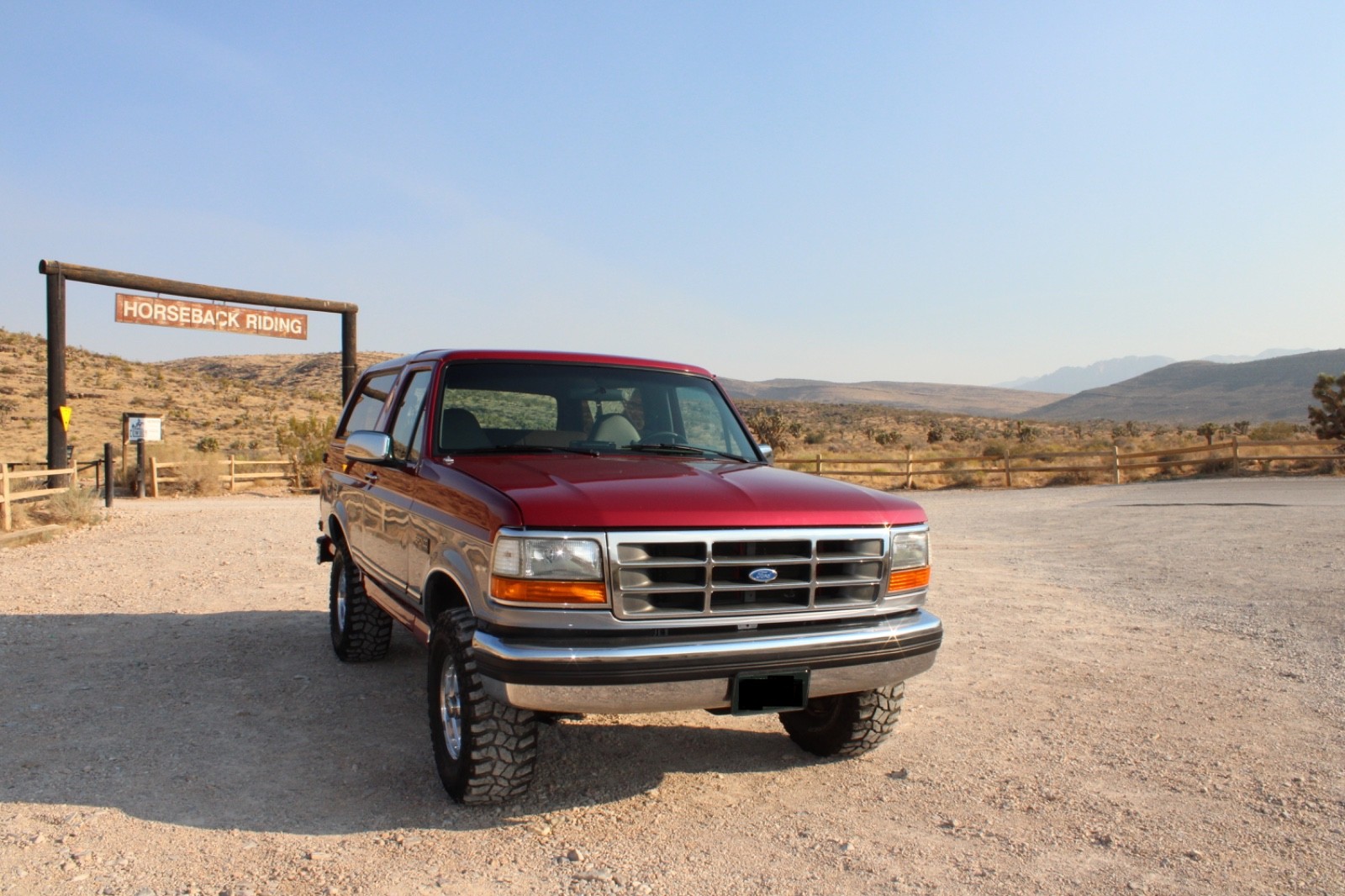 Ford-Bronco-1995-SUV-2