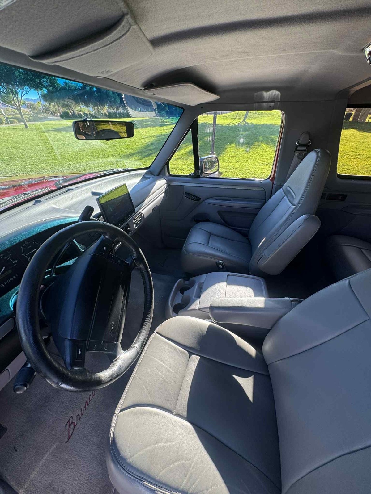 Ford-Bronco-1995-SUV-7
