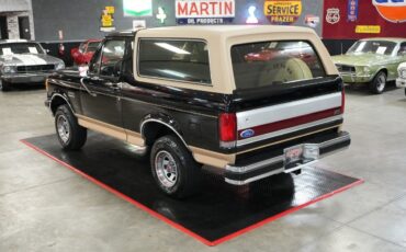 Ford-Bronco-Eddie-Bauer-4x4-1987-SUV-12