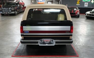 Ford-Bronco-Eddie-Bauer-4x4-1987-SUV-13