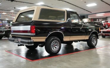 Ford-Bronco-Eddie-Bauer-4x4-1987-SUV-22