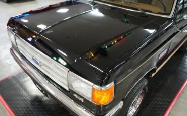 Ford-Bronco-Eddie-Bauer-4x4-1987-SUV-31