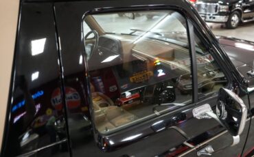 Ford-Bronco-Eddie-Bauer-4x4-1987-SUV-35