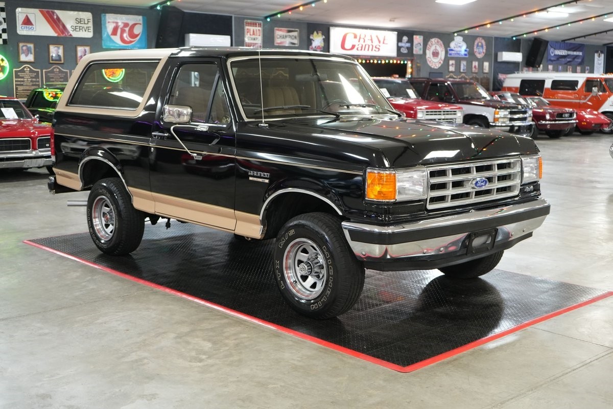 Ford-Bronco-Eddie-Bauer-4x4-1987-SUV-7