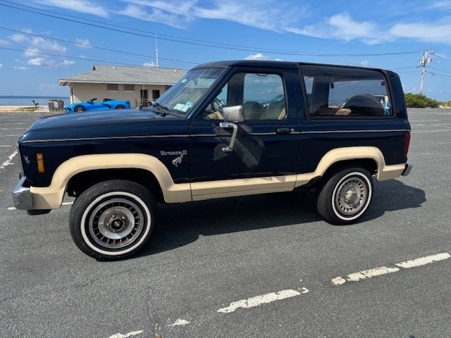 Ford Bronco II 1985 SUV
