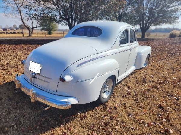 Ford-Business-coupe-1946-White-18