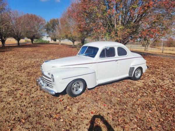 Ford-Business-coupe-1946-White-5