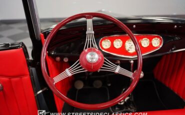 Ford-Cabriolet-1932-Black-Red-42
