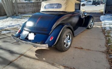 Ford-Cabriolet-1934-Satin-Black-Red-Pin-1