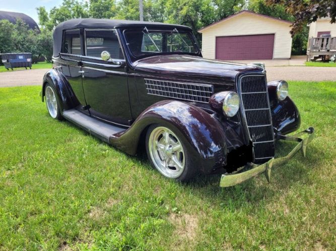 Ford-Cabriolet-1935-Burgundy-Beige-Leather-35
