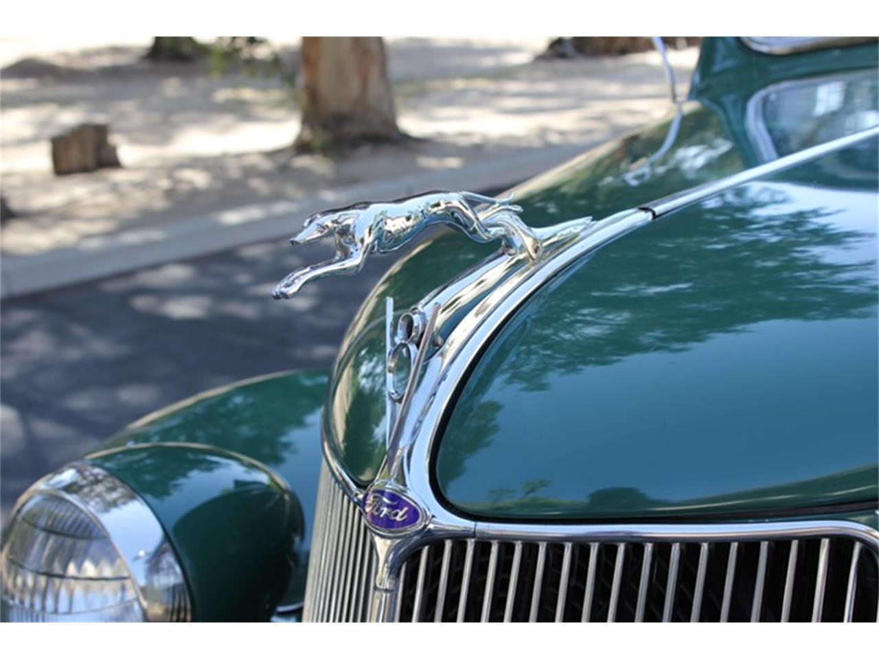 Ford-Cabriolet-1936-Vineyard-Green-Brown-2