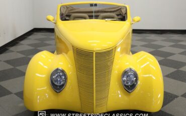 Ford-Cabriolet-1937-Competition-Yellow-Beige-1