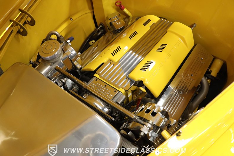 Ford-Cabriolet-1937-Competition-Yellow-Beige-17