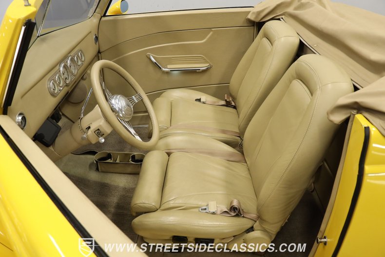 Ford-Cabriolet-1937-Competition-Yellow-Beige-20