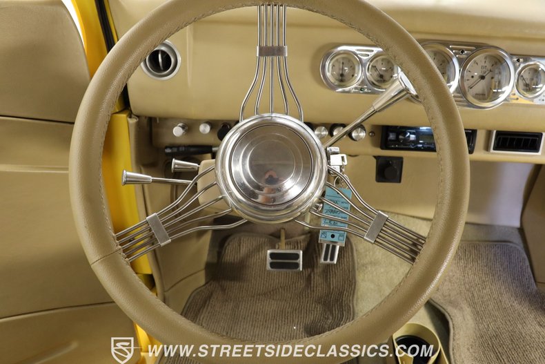 Ford-Cabriolet-1937-Competition-Yellow-Beige-21