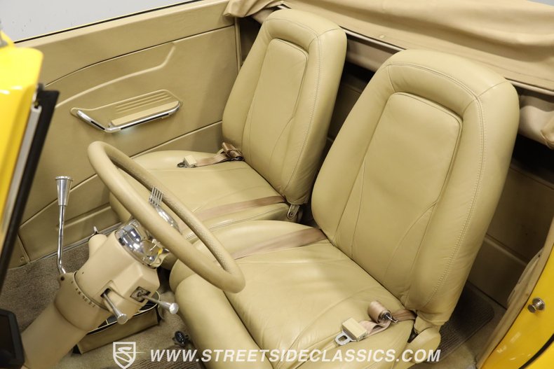 Ford-Cabriolet-1937-Competition-Yellow-Beige-26