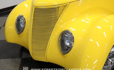 Ford-Cabriolet-1937-Competition-Yellow-Beige-4