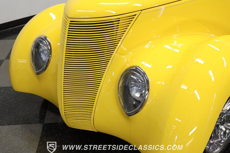 Ford-Cabriolet-1937-Competition-Yellow-Beige-4