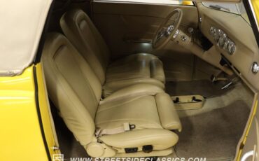 Ford-Cabriolet-1937-Competition-Yellow-Beige-40