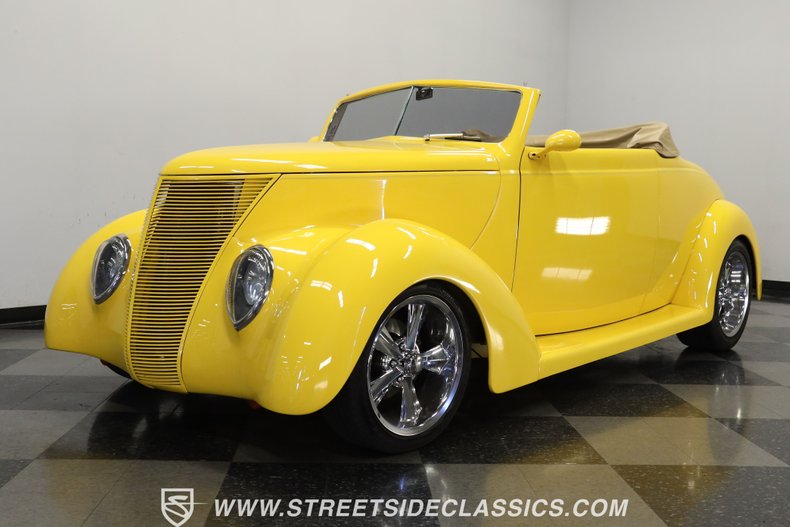 Ford-Cabriolet-1937-Competition-Yellow-Beige-6