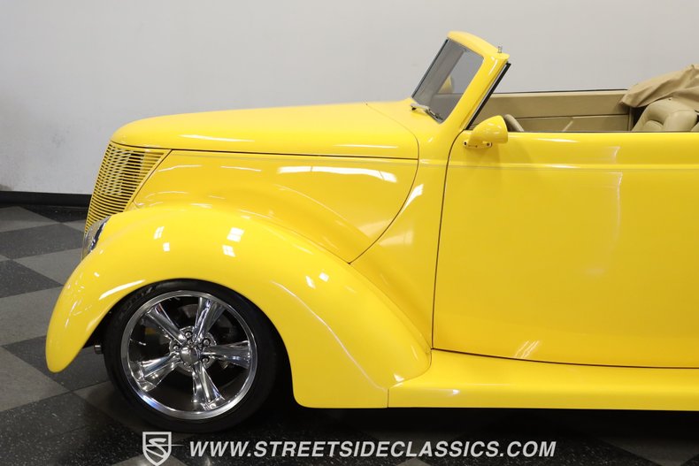 Ford-Cabriolet-1937-Competition-Yellow-Beige-8