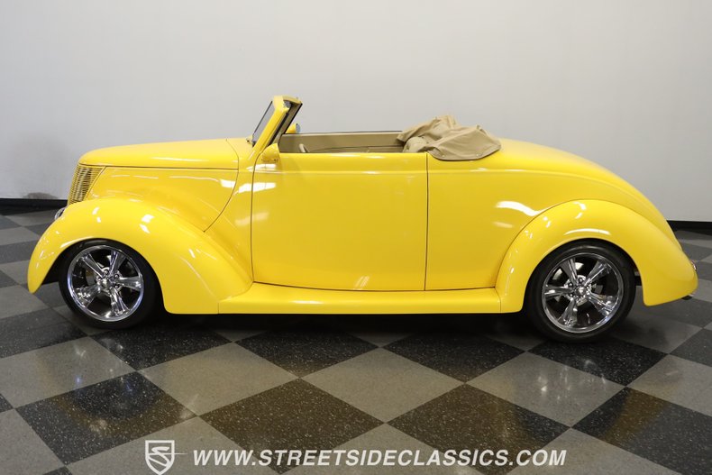 Ford-Cabriolet-1937-Competition-Yellow-Beige