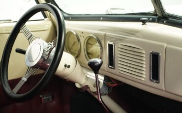 Ford-Cabriolet-1938-Harvest-Moon-Burgundy-43
