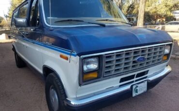 Ford-Club-wagon-1987-Blue-Blue-16