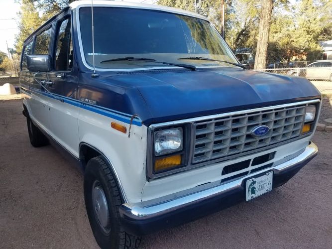 Ford-Club-wagon-1987-Blue-Blue-16