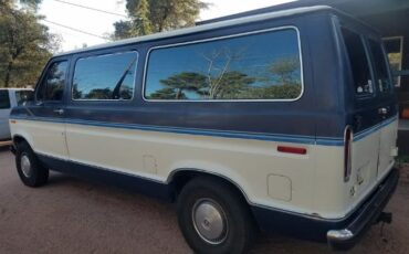Ford-Club-wagon-1987-Blue-Blue-18
