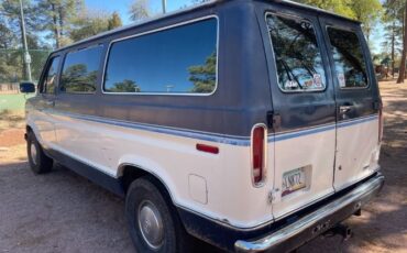 Ford-Club-wagon-1987-Blue-Blue-3