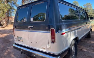 Ford-Club-wagon-1987-Blue-Blue-4