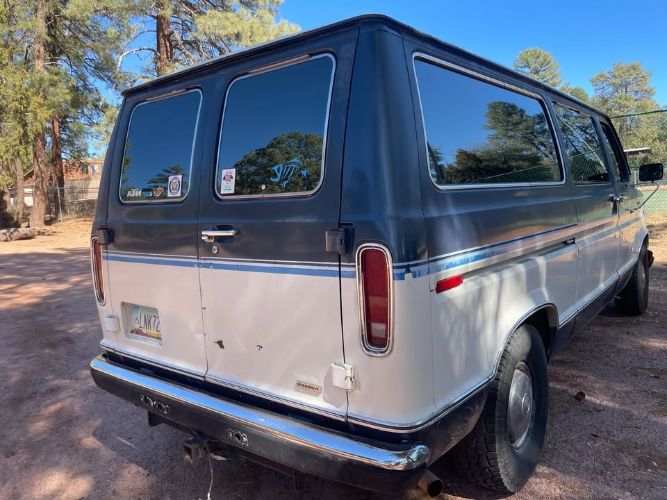 Ford-Club-wagon-1987-Blue-Blue-4