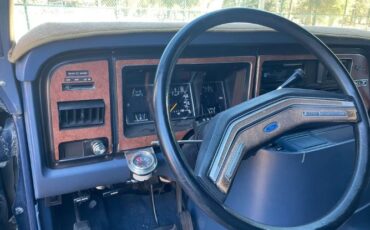 Ford-Club-wagon-1987-Blue-Blue-6