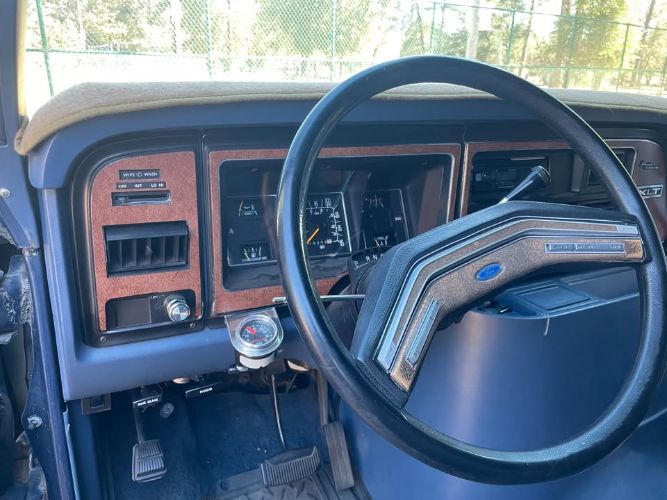 Ford-Club-wagon-1987-Blue-Blue-6